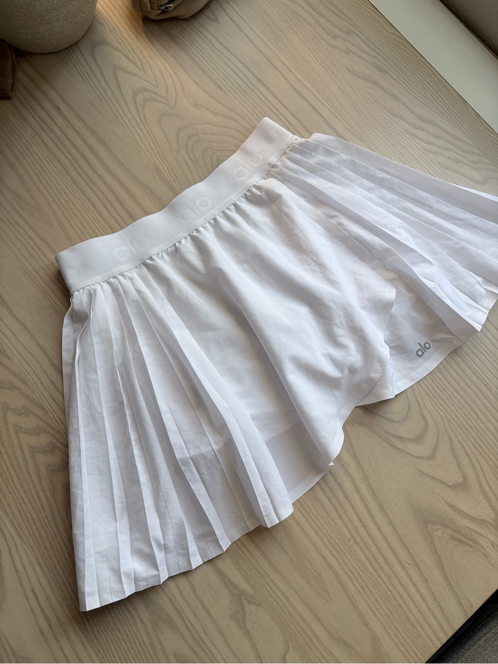 ALO Yoga White Pleated Tennis Skort
